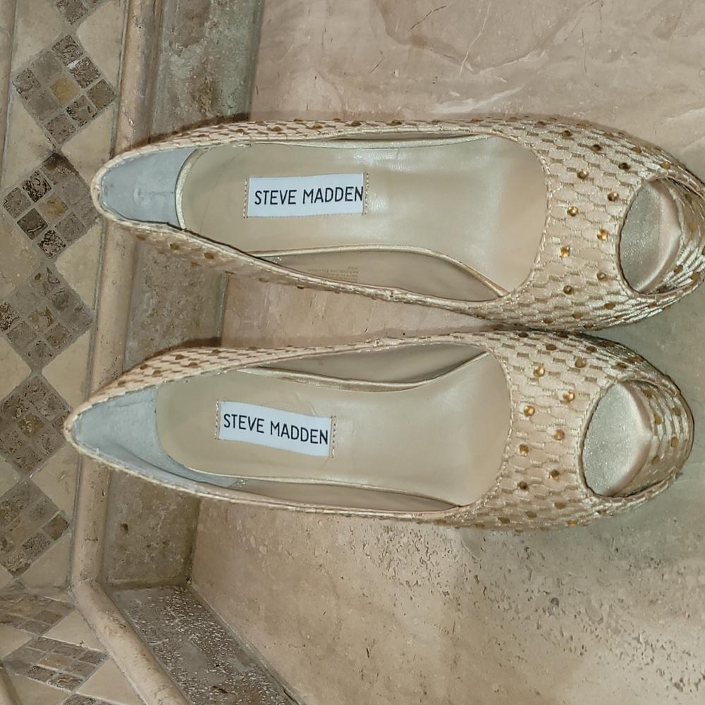 Lace and Rhinestone Champagne heels